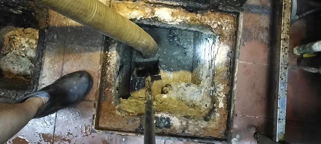 蒋场镇化油池清理-污水池清掏